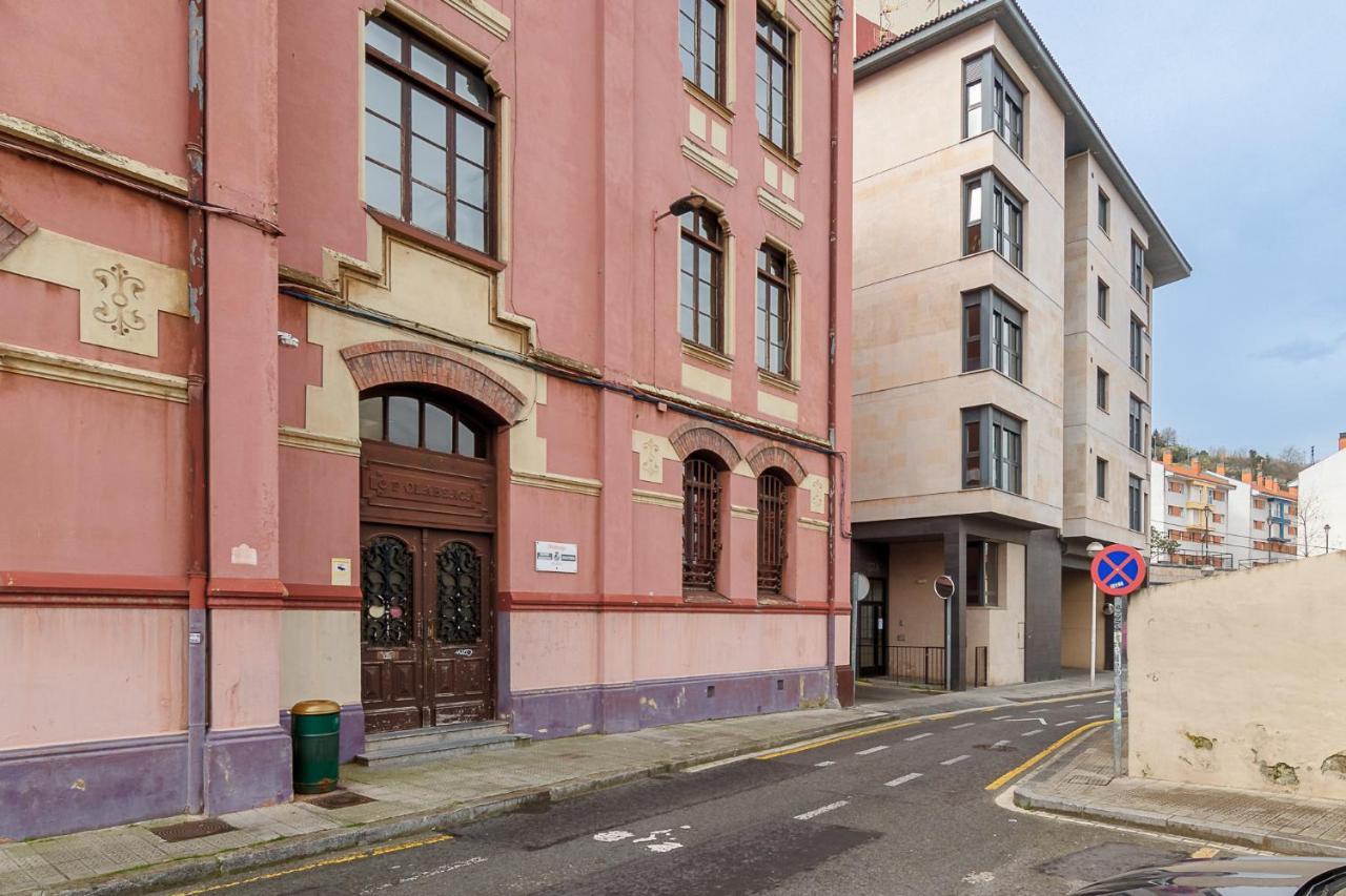 Olabeaga, Vivienda Turistica Urbana De Diseno Con Wifi Appartement Bilbao Buitenkant foto