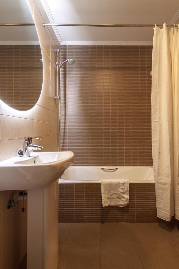 Olabeaga, Vivienda Turistica Urbana De Diseno Con Wifi Appartement Bilbao Buitenkant foto