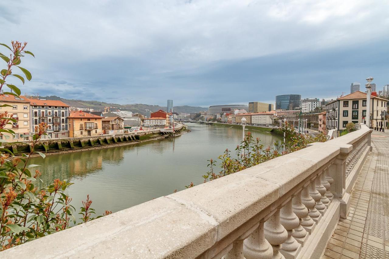 Olabeaga, Vivienda Turistica Urbana De Diseno Con Wifi Appartement Bilbao Buitenkant foto