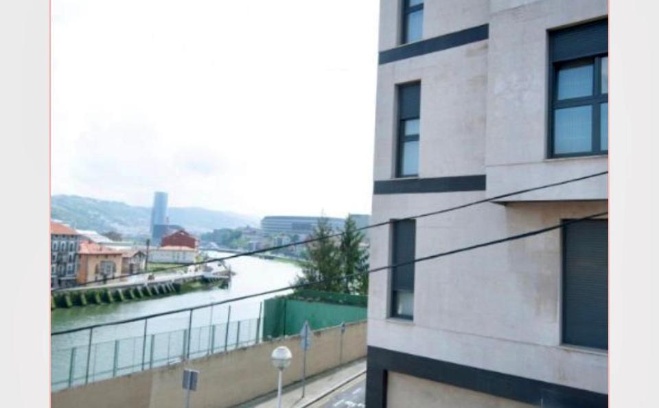 Olabeaga, Vivienda Turistica Urbana De Diseno Con Wifi Appartement Bilbao Buitenkant foto